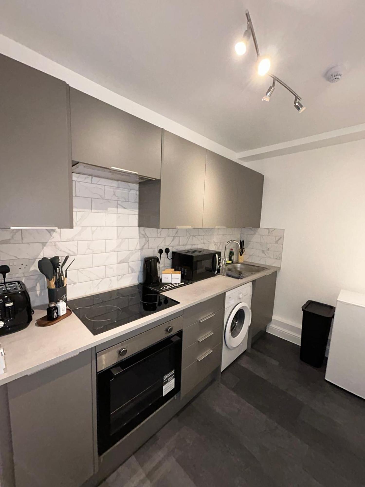 Brand New Modern Apartments Steps From Gloucester Quays Eksteriør bilde