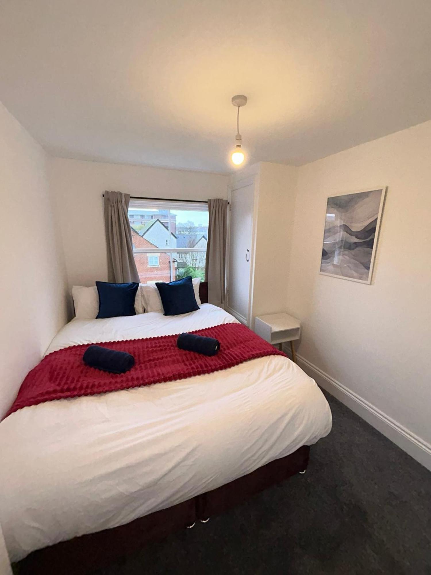 Brand New Modern Apartments Steps From Gloucester Quays Eksteriør bilde