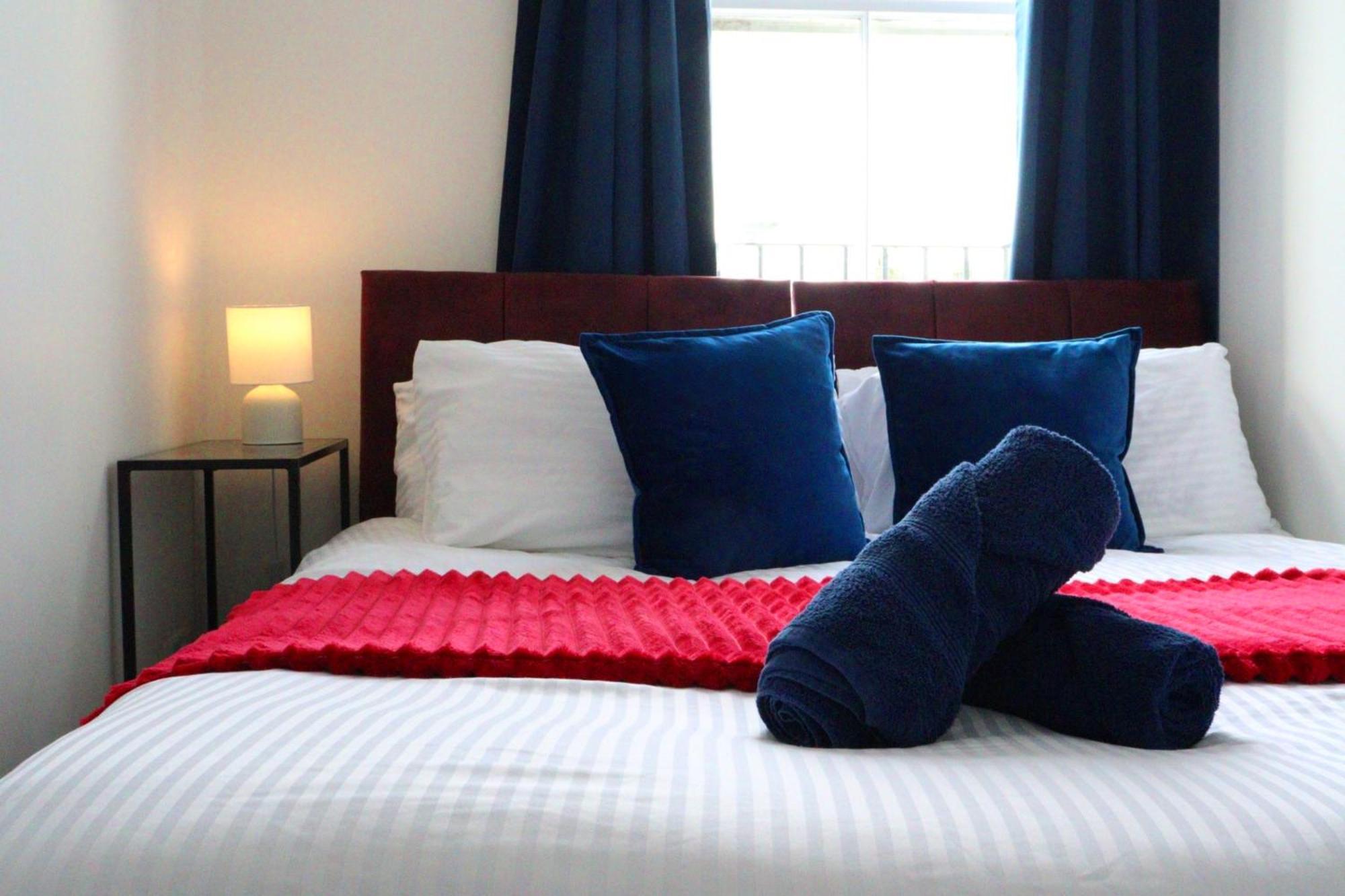 Brand New Modern Apartments Steps From Gloucester Quays Eksteriør bilde
