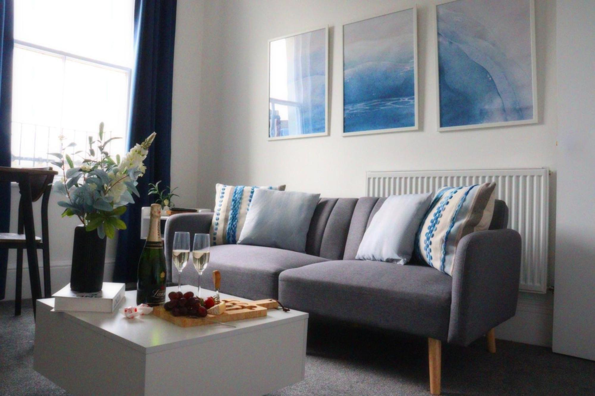 Brand New Modern Apartments Steps From Gloucester Quays Eksteriør bilde