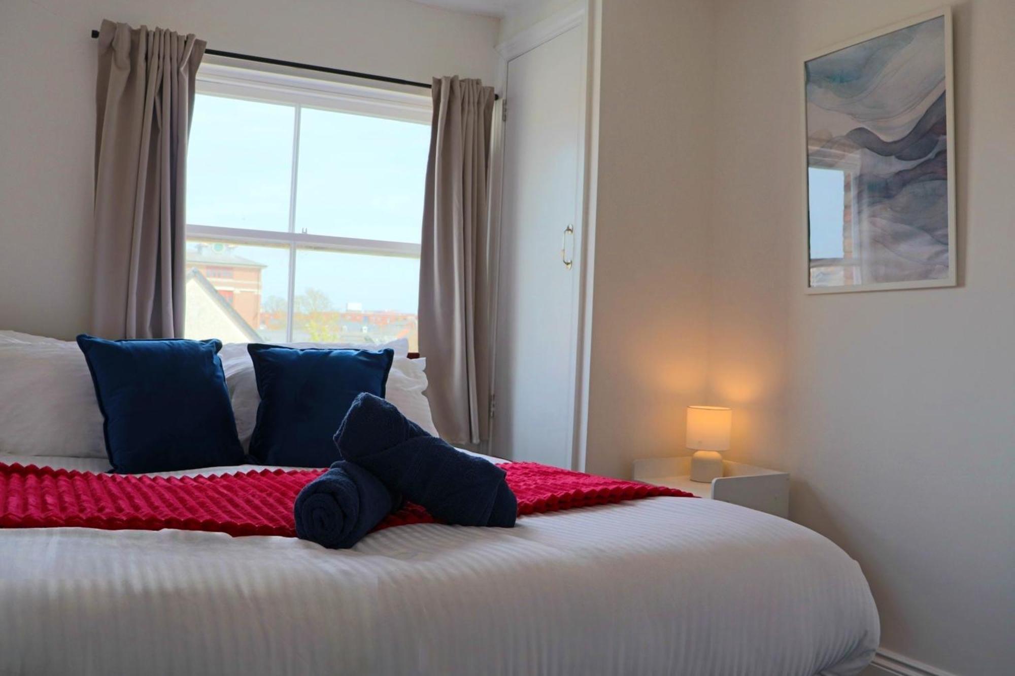 Brand New Modern Apartments Steps From Gloucester Quays Eksteriør bilde